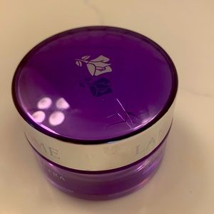 Lancôme never opened or used Renergie Lift multi-action Formula cream. 1oz.